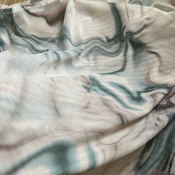 See trough tee - Picture 5 of 5